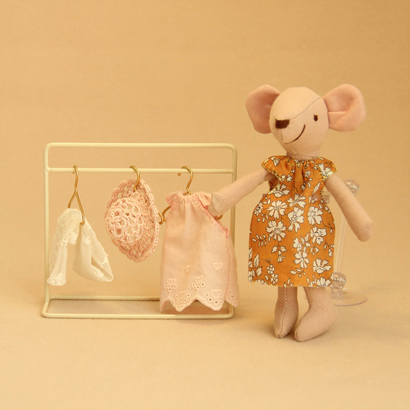 Doll Dress Rack Doll Clothes Hanger Miniature Clothing Display Rack Garment Coat Hanger Doll House Decoration Doll House Furniture Accessories