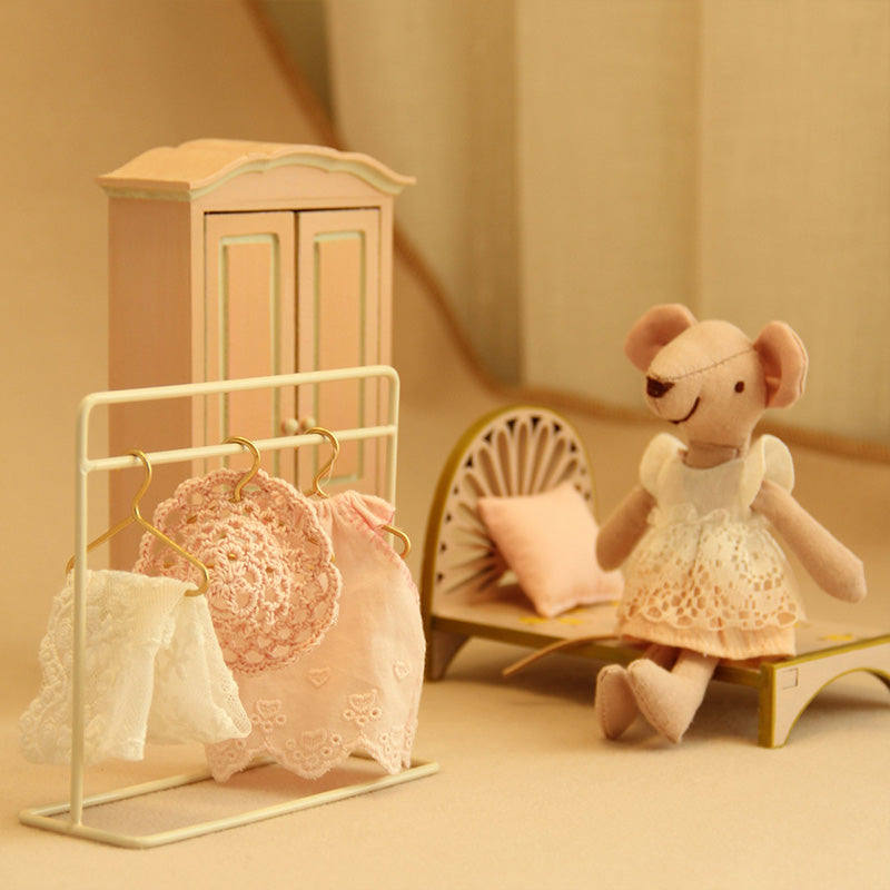 Doll Dress Rack Doll Clothes Hanger Miniature Clothing Display Rack Garment Coat Hanger Doll House Decoration Doll House Furniture Accessories