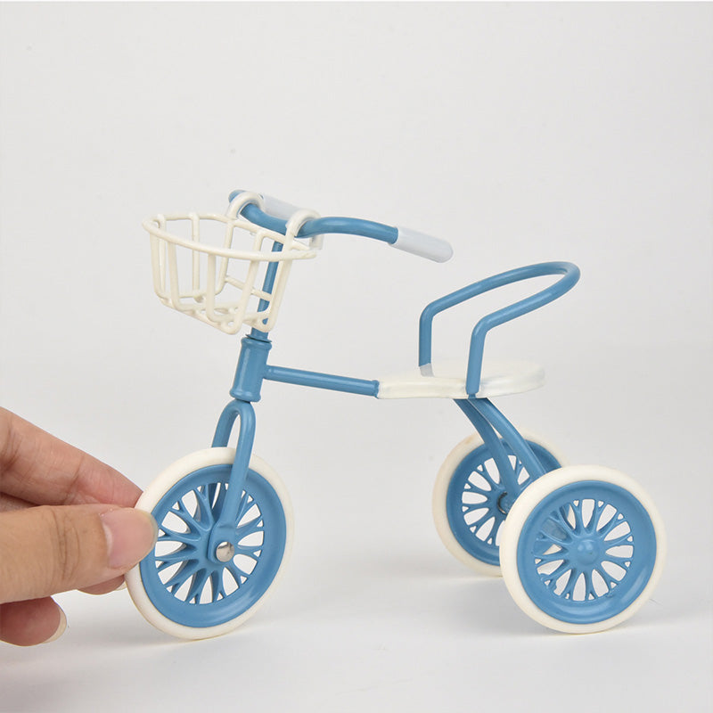 High Quality Dolls House Red Bike Child's Tricycle Miniature 1:12 Nursery Toy Shop Accessory
