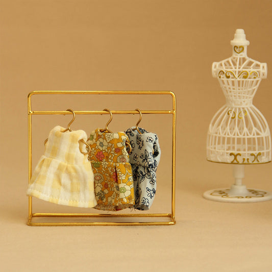 Doll Dress Rack Doll Clothes Hanger Miniature Clothing Display Rack Garment Coat Hanger Doll House Decoration Doll House Furniture Accessories